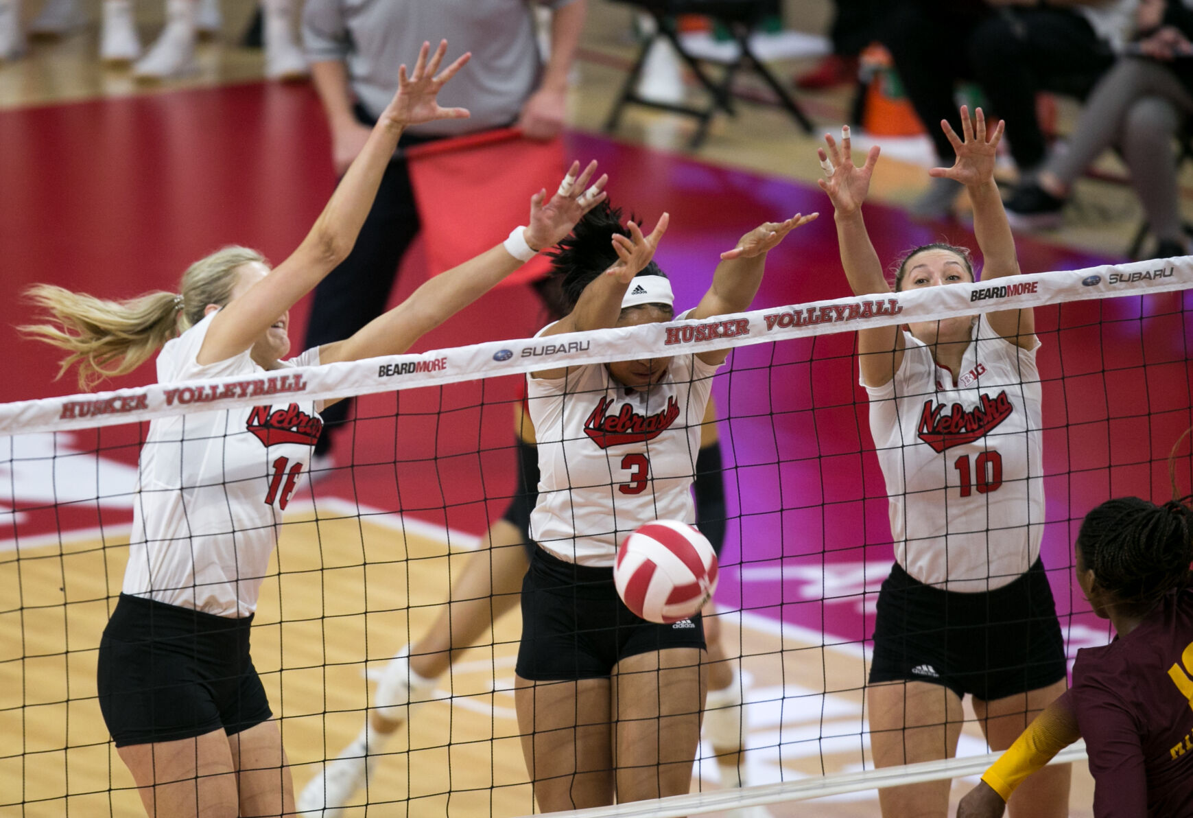 Nebraska vs. Minnesota Photo No. 14